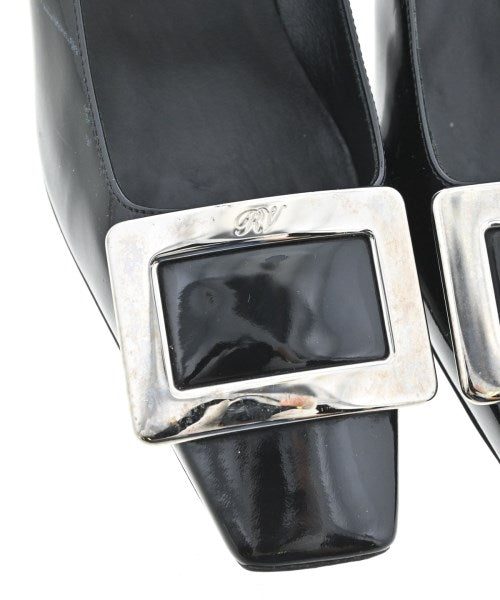 Roger Vivier รองเท้าส้นสูง