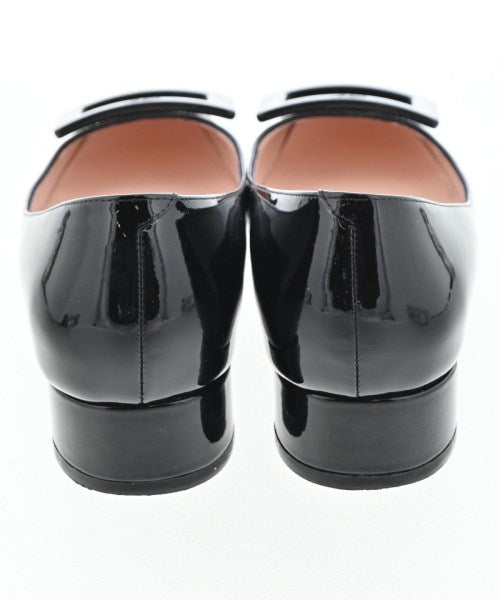 Roger Vivier รองเท้าส้นสูง