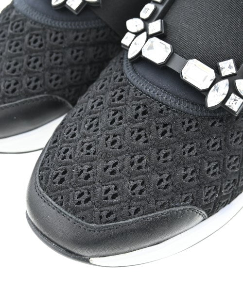Roger Vivier รองเท้าผ้าใบ