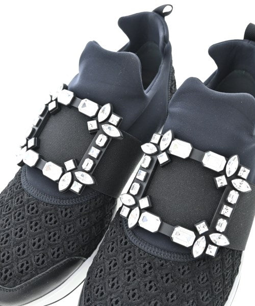 Roger Vivier รองเท้าผ้าใบ