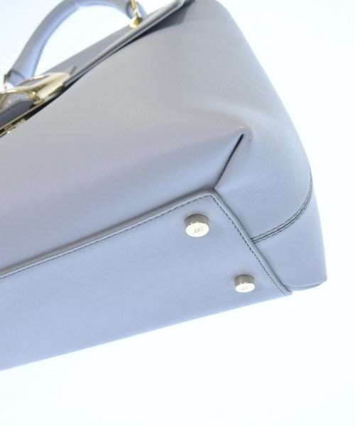 Roger Vivier กระเป๋าถือ