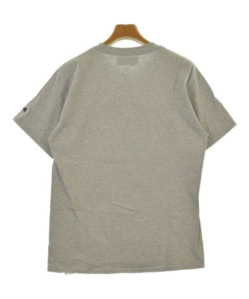 DOVER STREET MARKET เสื้อยืด/เสื้อท็อปส์