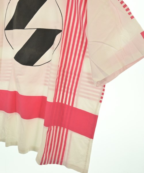 DOVER STREET MARKET เสื้อยืด/เสื้อท็อปส์