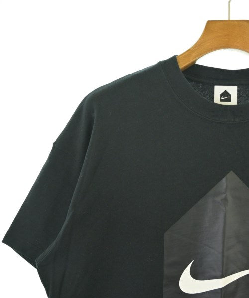 DOVER STREET MARKET เสื้อยืด/เสื้อท็อปส์