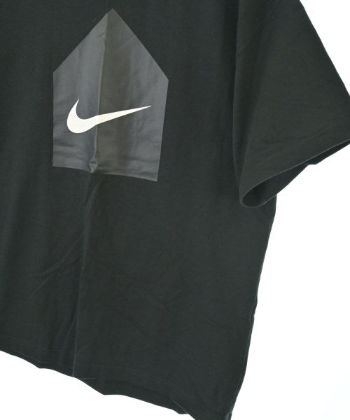 DOVER STREET MARKET เสื้อยืด/เสื้อท็อปส์