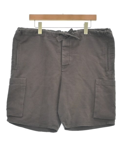 Umit Benan กางเกงขาสั้น