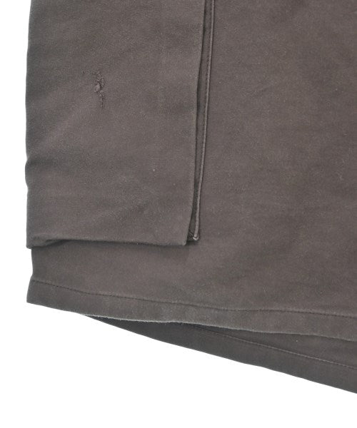 Umit Benan กางเกงขาสั้น