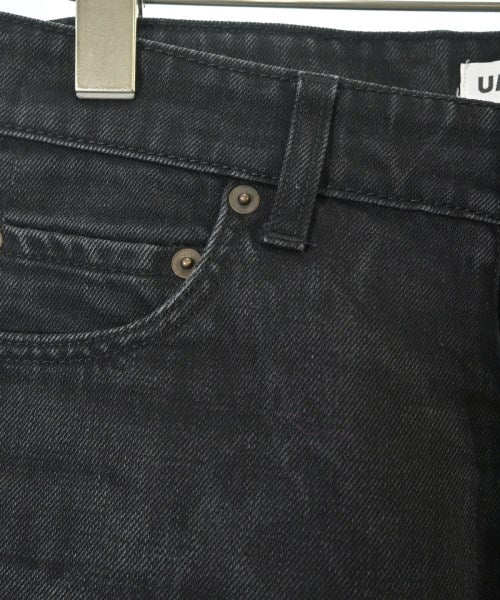 Umit Benan ยีนส์