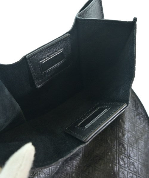 Saint Laurent Paris คลัตช์