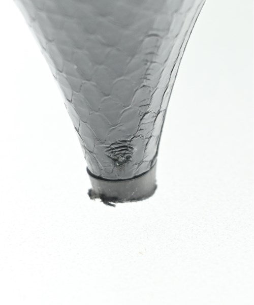 Saint Laurent Paris รองเท้าส้นสูง