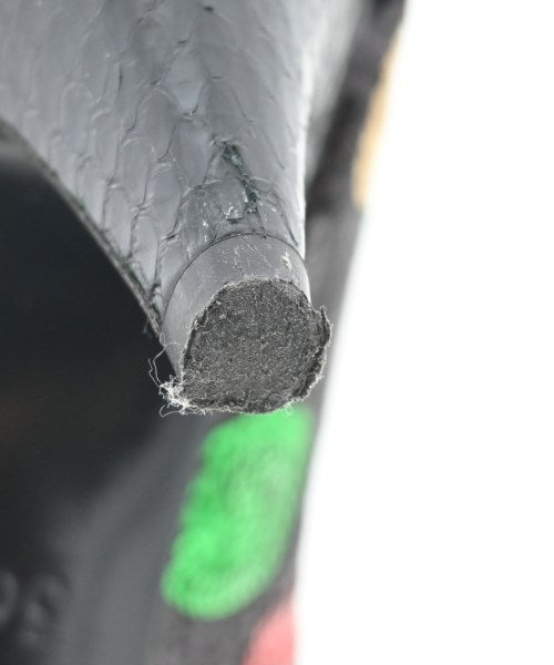 Saint Laurent Paris รองเท้าส้นสูง