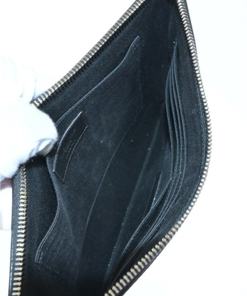 Saint Laurent Paris คลัตช์