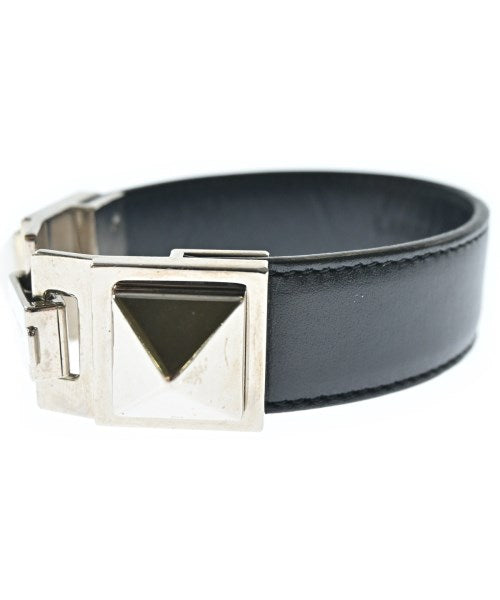 Saint Laurent Paris สร้อยข้อมือ/กำไล
