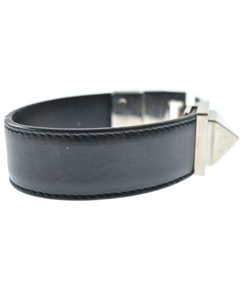 Saint Laurent Paris สร้อยข้อมือ/กำไล