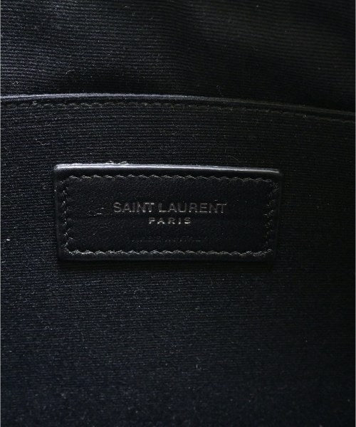 Saint Laurent Paris คลัตช์