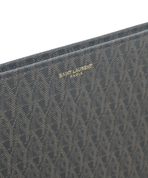 Saint Laurent Paris คลัตช์