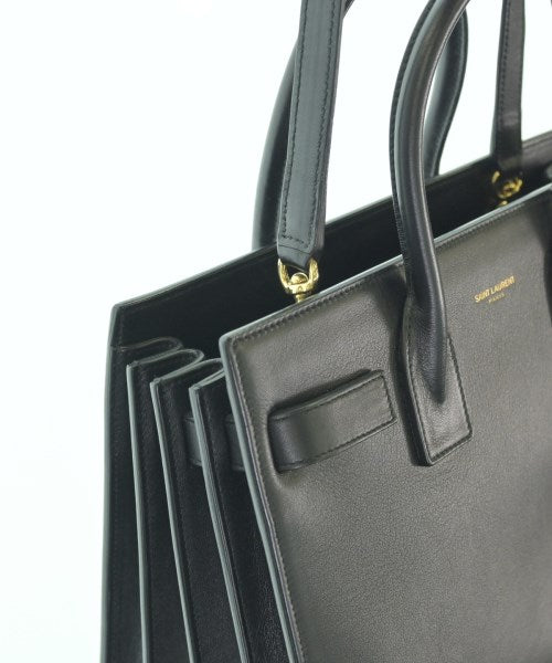 Saint Laurent Paris กระเป๋าสะพาย