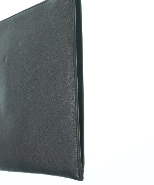 Saint Laurent Paris คลัตช์