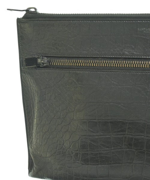 Saint Laurent Paris คลัตช์