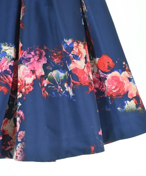 MSGM กระโปรงยาวถึงเข่า