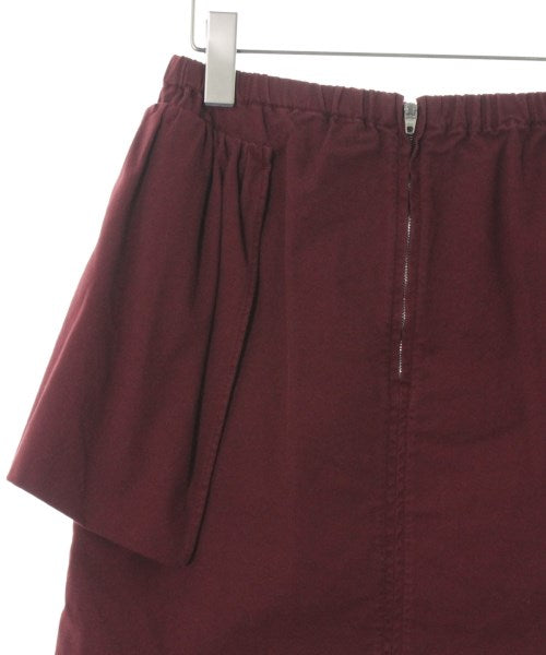 Nﾟ 21 กระโปรงยาวถึงเข่า