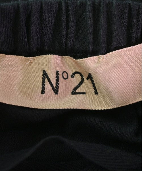 Nﾟ 21 ชุดเดรส