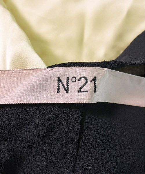 Nﾟ 21 ชุดเดรส