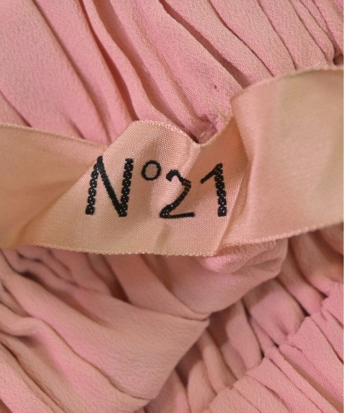 Nﾟ 21 กระโปรงยาวถึงเข่า