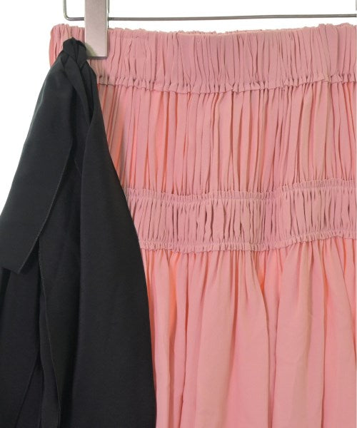 Nﾟ 21 กระโปรงยาวถึงเข่า