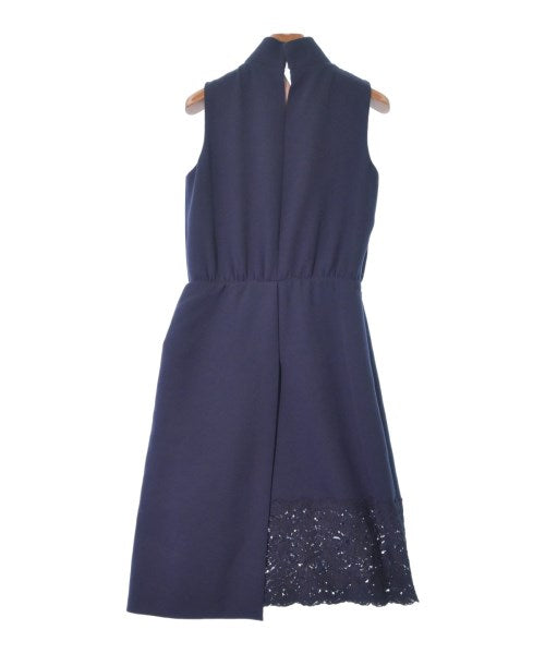 Nﾟ 21 ชุดเดรส