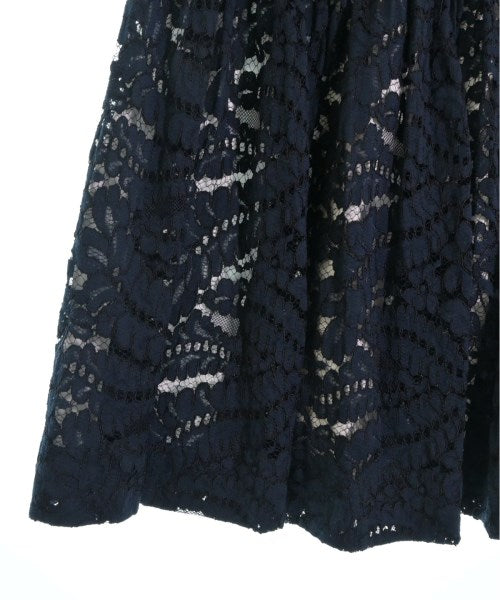 Nﾟ 21 กระโปรงยาวถึงเข่า