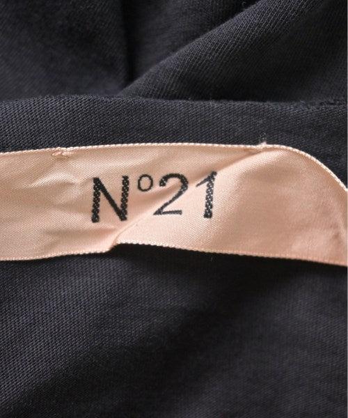 Nﾟ 21 ชุดเดรส