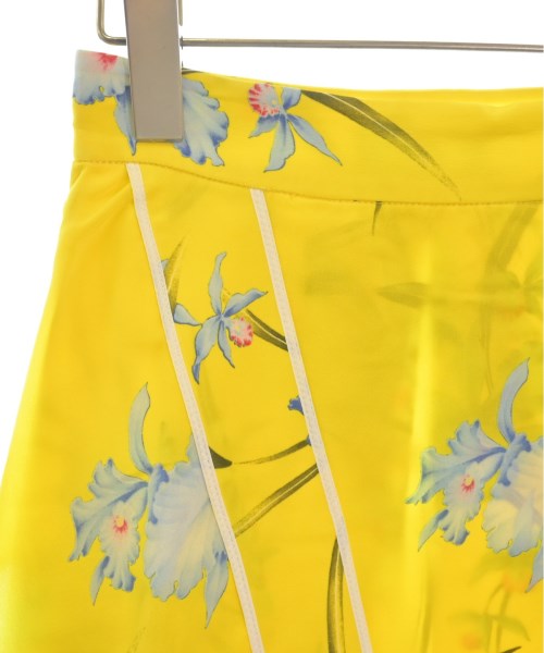 Nﾟ 21 กระโปรงยาวถึงเข่า