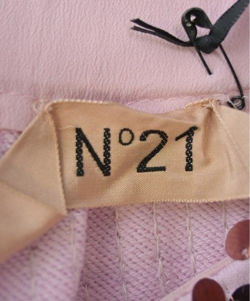 Nﾟ 21 กระโปรงสั้น