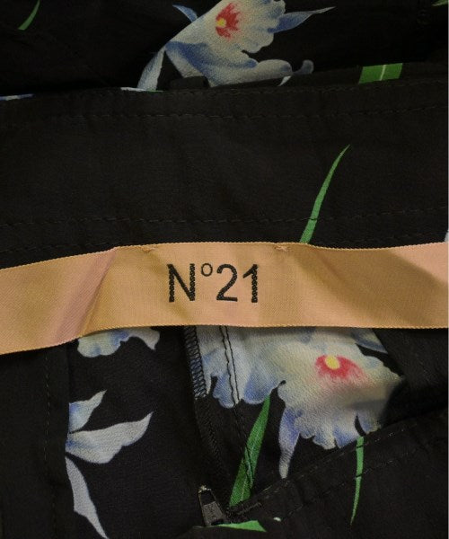 Nﾟ 21 กางเกง อื่น