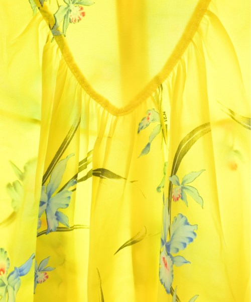 Nﾟ 21 ชุดเดรส