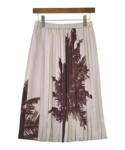 Nﾟ 21 กระโปรงยาวถึงเข่า