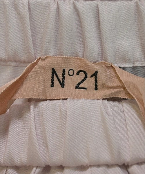 Nﾟ 21 กระโปรงยาวถึงเข่า