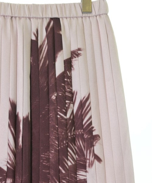 Nﾟ 21 กระโปรงยาวถึงเข่า