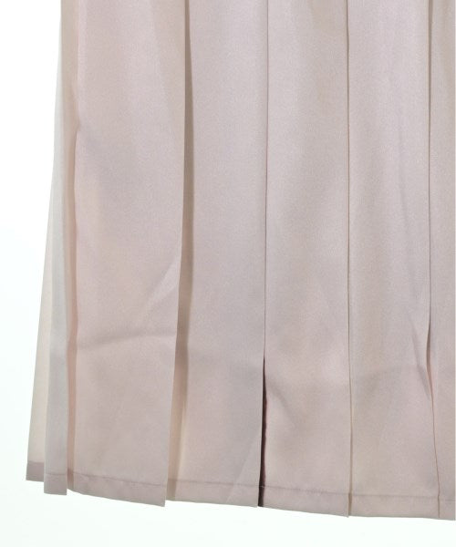 Nﾟ 21 กระโปรงยาวถึงเข่า