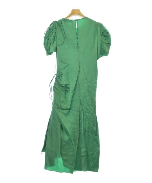 Nﾟ 21 ชุดเดรส