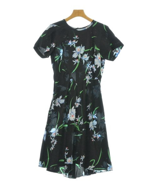 Nﾟ 21 ชุดเดรส