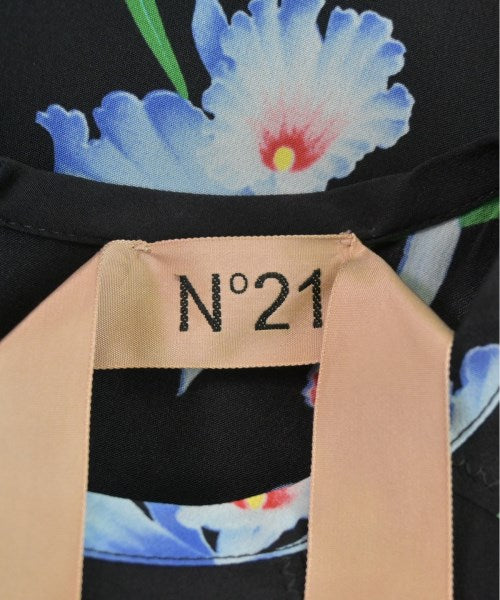 Nﾟ 21 ชุดเดรส
