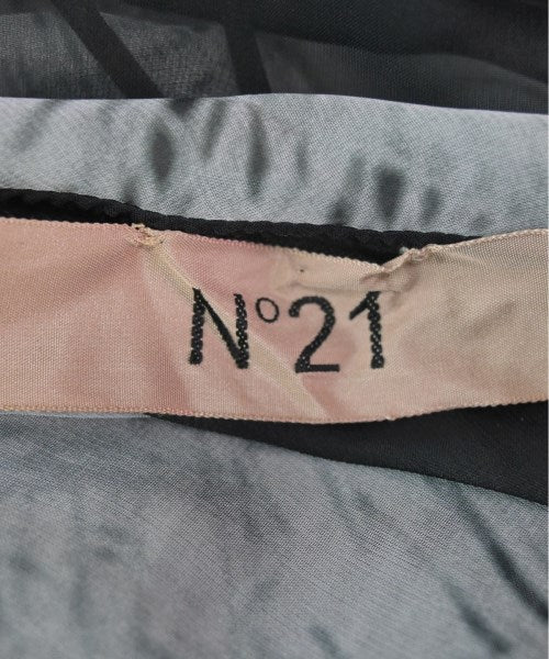 Nﾟ 21 ชุดเดรส