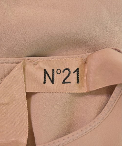 Nﾟ 21 เสื้อสตรี