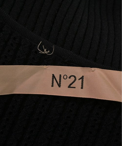 Nﾟ 21 เสื้อกันหนาว