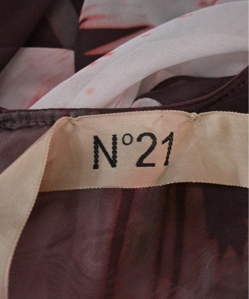 Nﾟ 21 ชุดเดรส