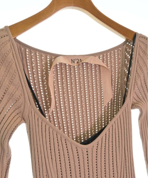 Nﾟ 21 ชุดเดรส