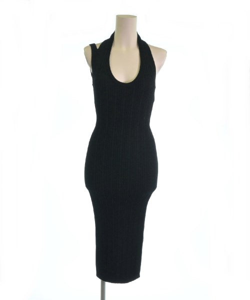 Nﾟ 21 ชุดเดรส