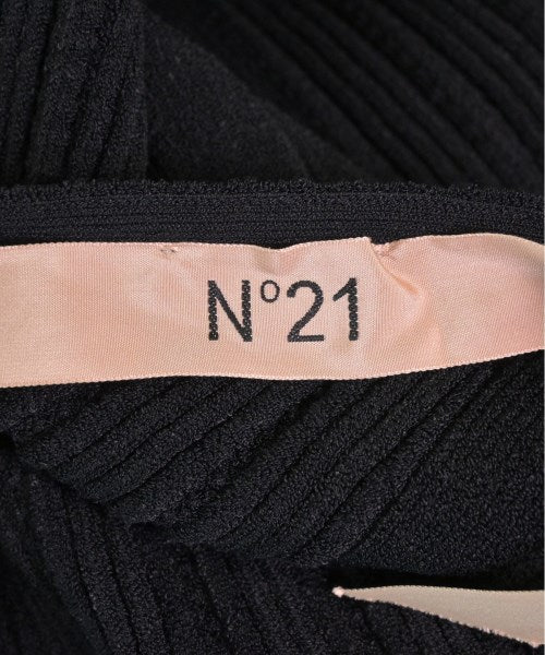 Nﾟ 21 ชุดเดรส